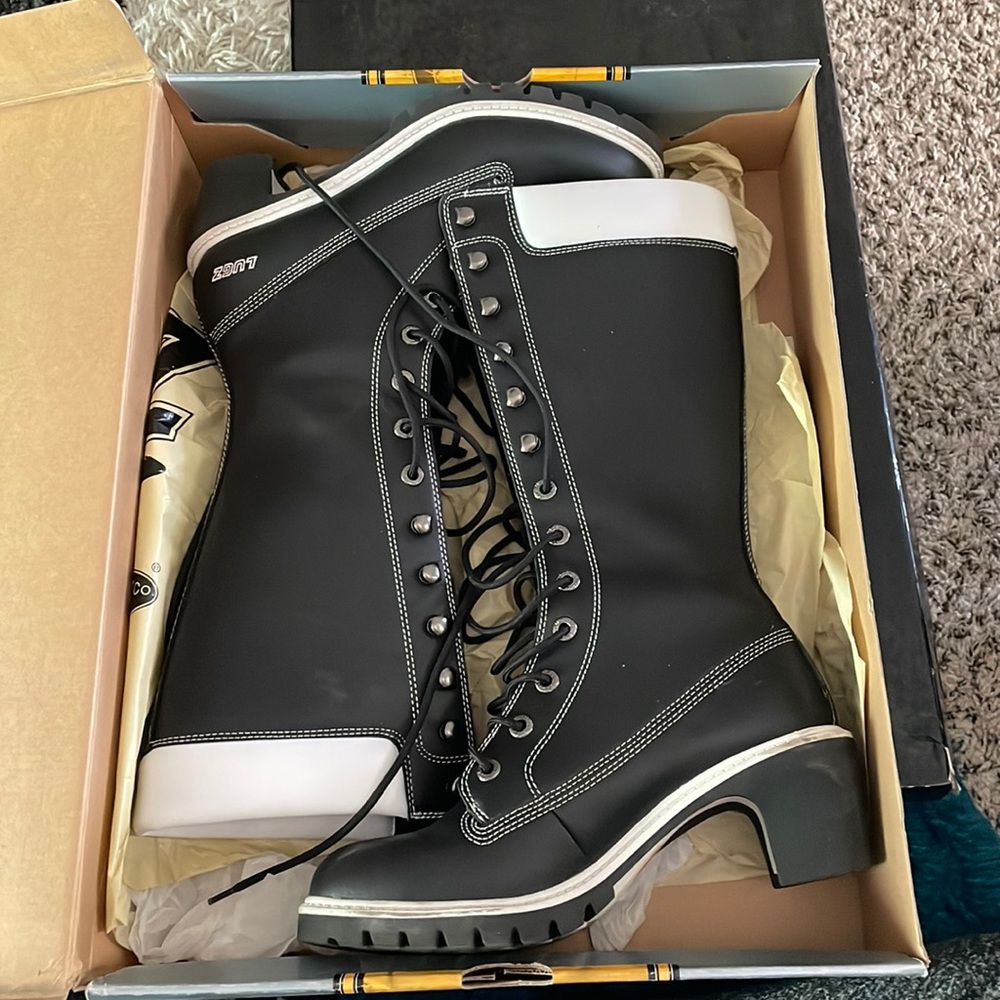 Lugz High heeled boots